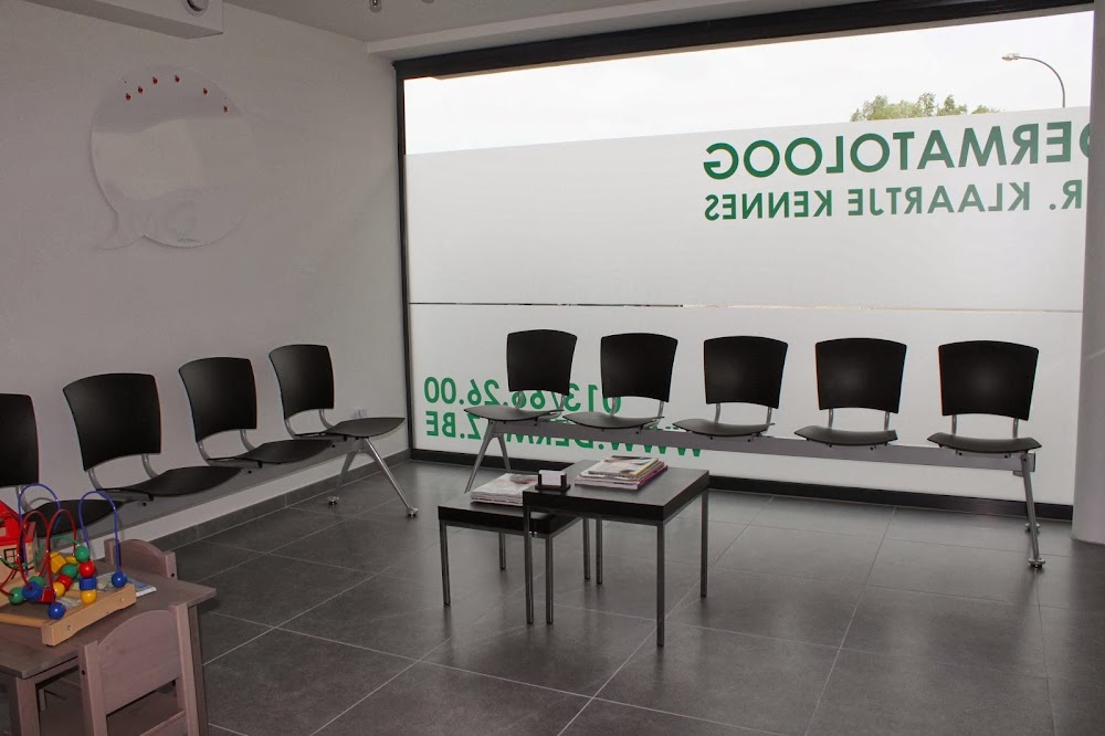 Dermatoloog Dr. Klaartje Kennes. dokterkennes