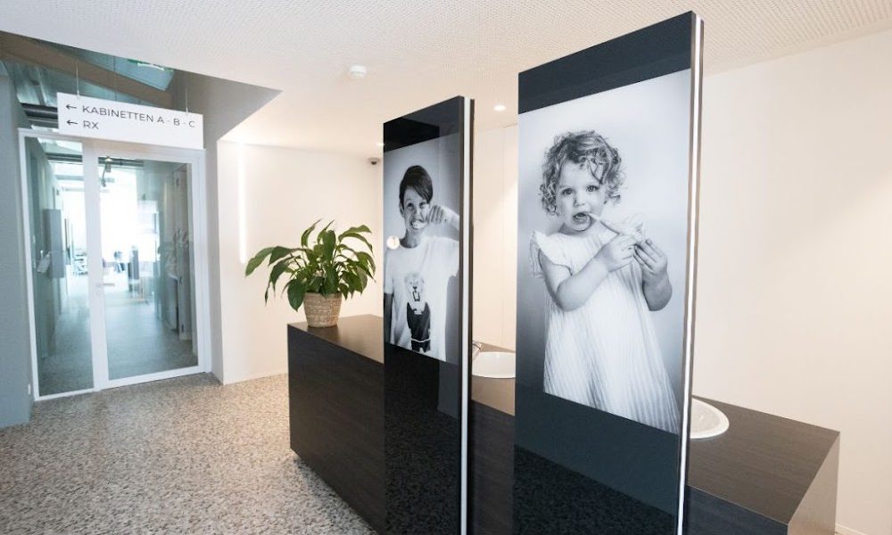 DMC Iserna / Dentist David Norré