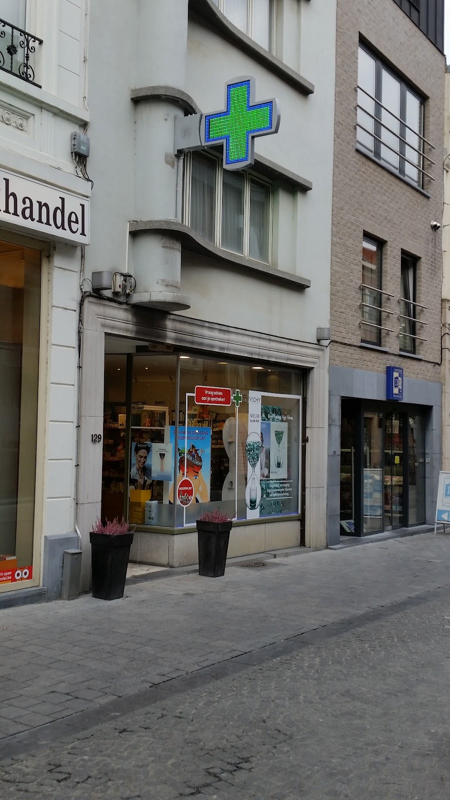 pharmacy Vanschoenwinkel